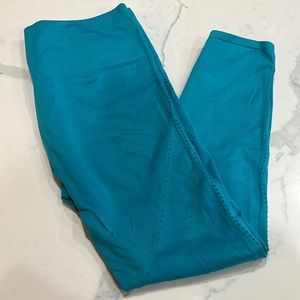 Fabletics size M leggings